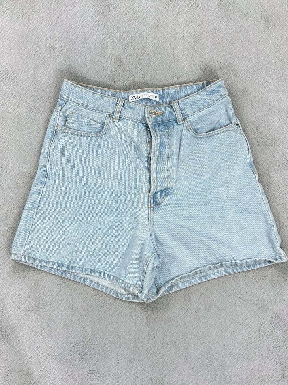 Zara High-Rise Light Wash Denim Shorts Size EUR 38 USA 6